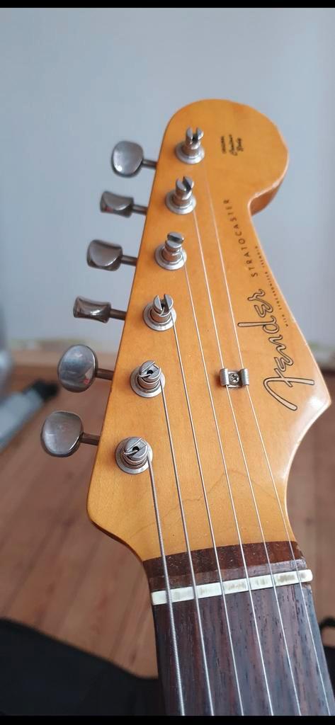 Fender Foto flame MIJ 62 reissue Stratocaster 1993, Musique & Instruments, Instruments à corde | Guitares | Électriques, Comme neuf