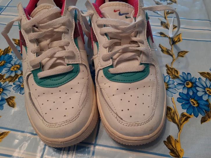 Nike Force Air 1 Fontanka Sangria T33, Kinderen en Baby's, Kinderkleding | Schoenen en Sokken, Ophalen of Verzenden