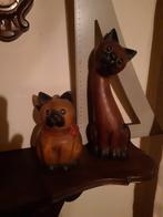 2 Houten poezenbeelden, Ophalen