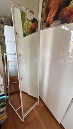 Knapper ikea staande spiegel, Huis en Inrichting, Woonaccessoires | Spiegels, Ophalen, Zo goed als nieuw