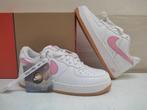 Nike Air Force 1 Low Pink Gum, maat: 42,5 (US9), Nieuw, Sneakers, Ophalen of Verzenden, Nike
