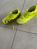 Voetbalschoenen van puma, Sport en Fitness, Voetbal, Ophalen, Zo goed als nieuw