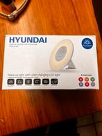 Hyundai klok, Huis en Inrichting, Woonaccessoires | Klokken, Ophalen, Nieuw, Digitaal, Wekker of Tafelklok