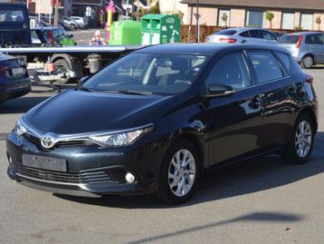 Toyota Auris 1.2 Turbo Dynamic (bj 2016) beschikbaar voor biedingen