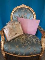 Deux Sac ..., Enlèvement