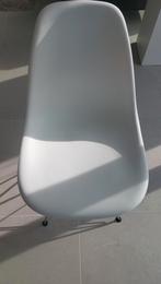 Te koop 4 stoelen 100,00 euro., Huis en Inrichting, Stoelen, Ophalen of Verzenden, Zo goed als nieuw