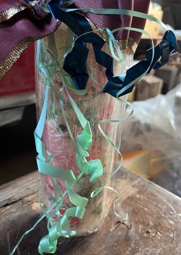 Handgemaakte beschilderde kaars beschikbaar voor biedingen