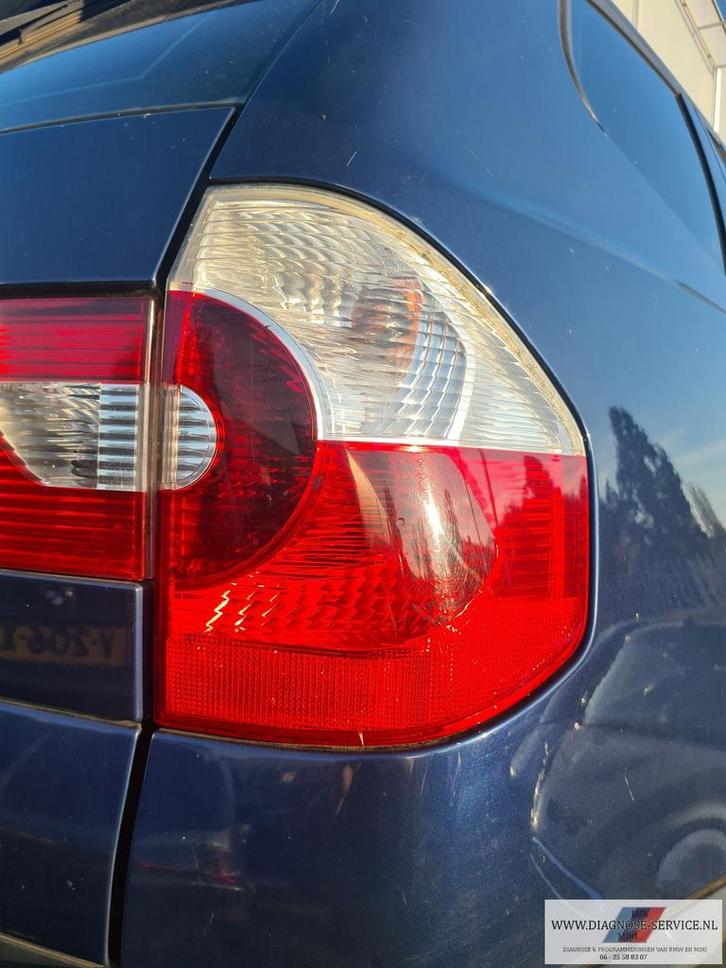 BMW X3 E83 2004 achterlicht rechts in scherm, Auto-onderdelen, Verlichting, BMW, Gebruikt, Ophalen of Verzenden