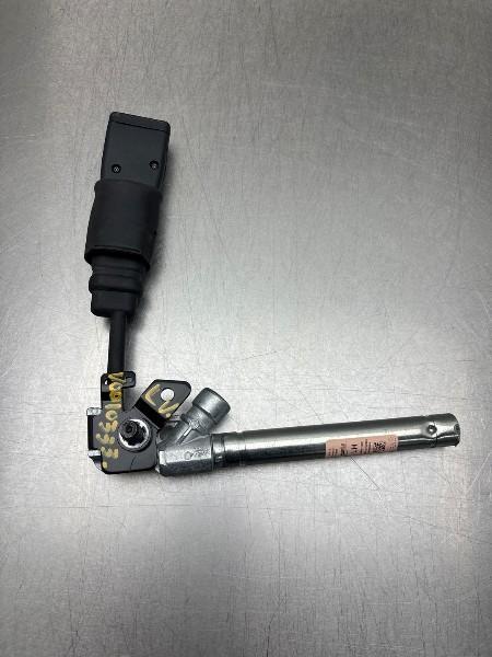 GORDELSLOT LINKS VOOR Hyundai Tucson (TL) (88831D7000TRY), Auto-onderdelen, Interieur en Bekleding, Hyundai, Gebruikt
