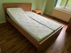 Tweepersoonsbed met aparte matrassen naast elkaar, 140 cm, Zo goed als nieuw, Hout, Ophalen