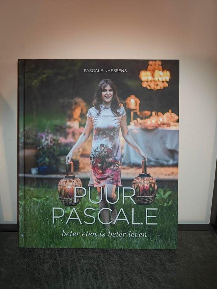 Pascale Naessens - Puur Pascale, Boeken, Kookboeken, Zo goed als nieuw, Ophalen of Verzenden