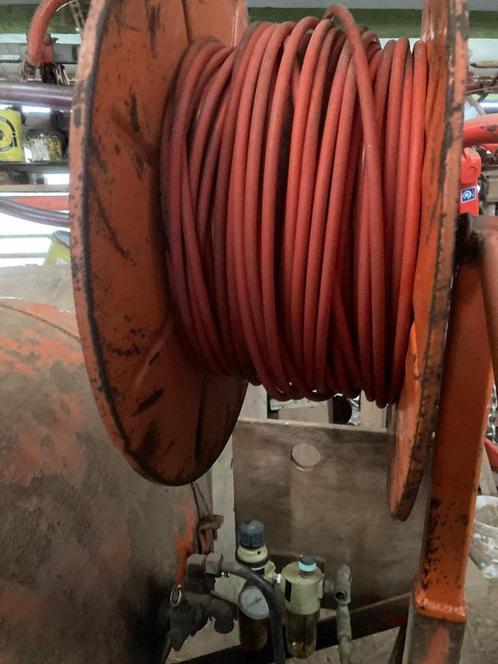 Snoeicompressor + pneumatische snoeischaren, Doe-het-zelf en Bouw, Compressors, Gebruikt, 10 bar of meer, 100 liter of meer, 400 tot 800 liter/min