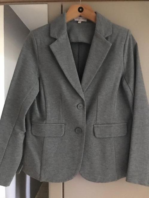 Nouveau blazer pour femme, Vêtements | Femmes, Vestes & Costumes, Neuf, Manteau, Taille 38/40 (M), Gris, Enlèvement ou Envoi