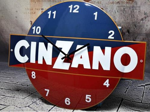 Cinzano emaillen reclame klok restaurant mancave decoratie, Verzamelen, Merken en Reclamevoorwerpen, Zo goed als nieuw, Gebruiksvoorwerp