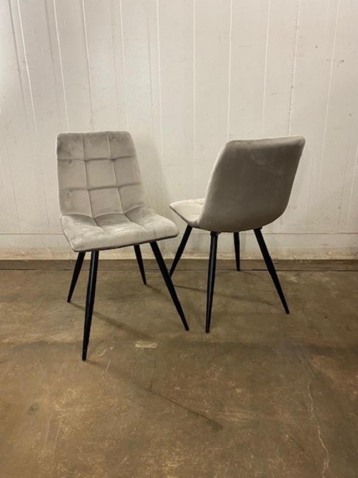 17 eetkamerstoelen horeca restaurant stoel velvet grijs, Huis en Inrichting, Stoelen, Nieuw, Vijf, Zes of meer stoelen, Metaal