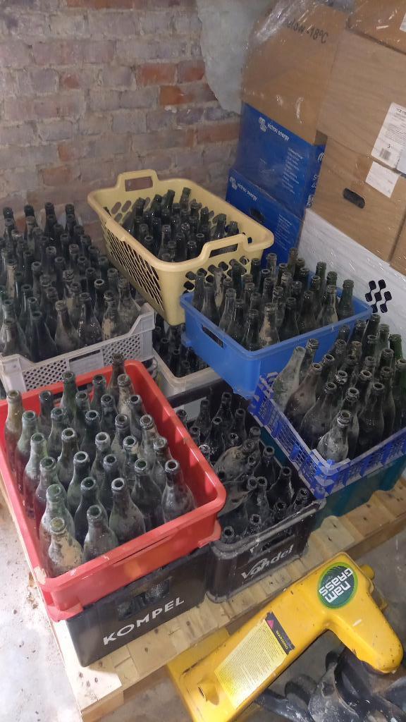 Oude, vuile bierflesjes,  decoratie of hergebruik, Verzamelen, Biermerken, Gebruikt, Flesje(s), Overige merken, Ophalen