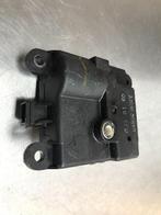 KACHELSTELMOTOR Nissan Qashqai (J10) (3J01030850), Gebruikt, Nissan