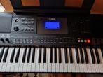 Yamaha PSR-E453 + Stand + Pedal – Excellent Condition, Muziek en Instrumenten, Ophalen, Yamaha, Met midi-aansluiting, 61 toetsen