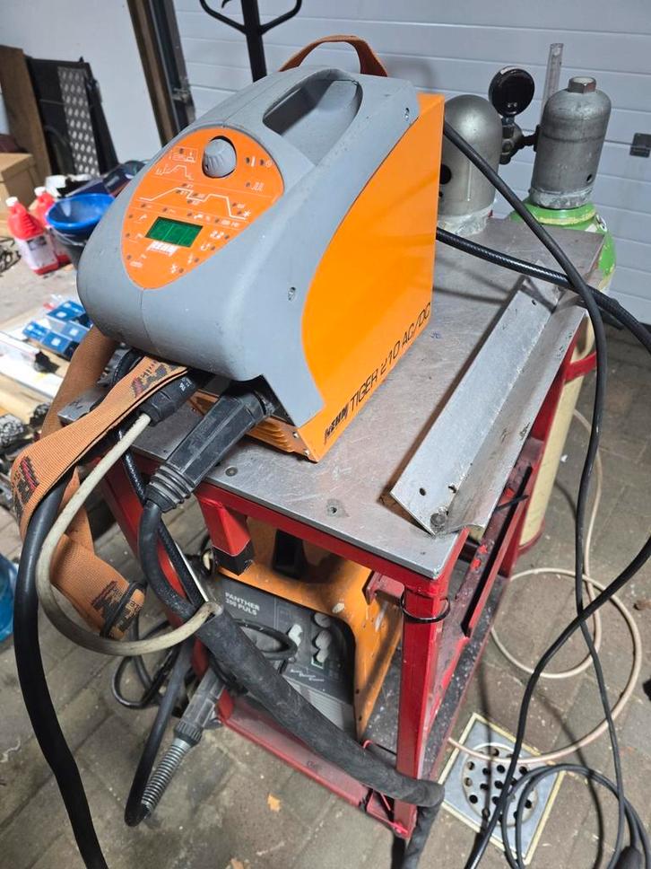 Rehm Tiger 210 AC/DC, Bricolage & Construction, Outillage | Soudeuses, Comme neuf, Tig, 150 à 250 ampères, Enlèvement