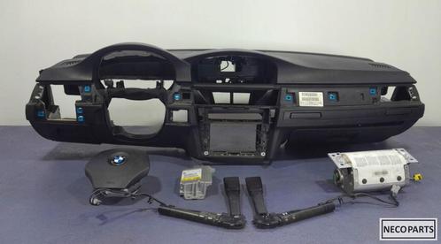 BMW 3 E90 E91 DASHBOARD NAVI KUSSENS GORDELSPANNERS SENSOR, Auto-onderdelen, Carrosserie, Spatbord, BMW, Gebruikt, Ophalen of Verzenden