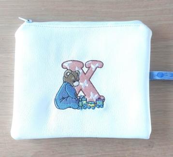 Trousse de toilette avec ourson et initiale X