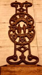 Ornament gietijzer, Ophalen