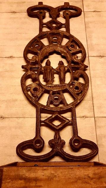 Ornament gietijzer beschikbaar voor biedingen