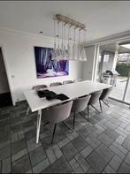 Grote houten eettafel met metalen onderstel, Ophalen, Zo goed als nieuw