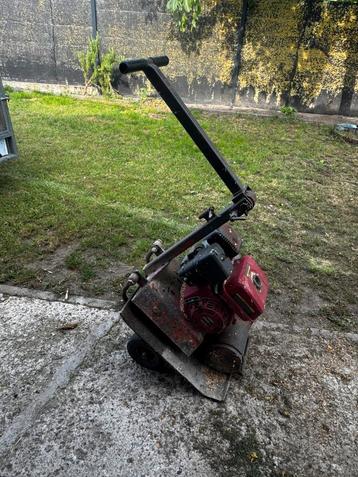 Trilplaat (defecte motor) beschikbaar voor biedingen