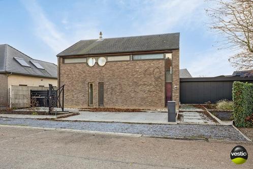 Huis te koop in Bilzen, Immo, Huizen en Appartementen te koop, Vrijstaande woning