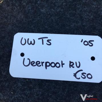 Vw Transporter T5 1.9 Diesel 5 versn. 2005 Aandrijfas Rechts beschikbaar voor biedingen