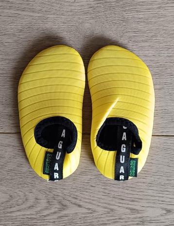 Waterschoenen maat 20/21 beschikbaar voor biedingen