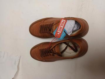 chaussures en cuir Pikolinos, tailles 44 et 45, Vêtements | Hommes, Chaussures, Neuf, Enlèvement ou Envoi, Brun, Pikolinos