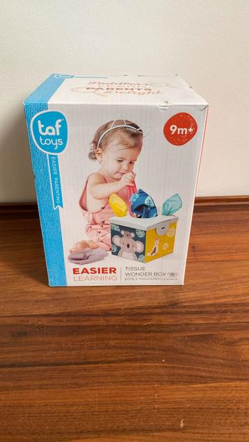Taf toys- tissue wonder box - sensorisch speelgoed beschikbaar voor biedingen