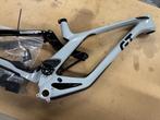 GT bicycles FURY frame carbon DH used 2024, Fully, Ophalen of Verzenden, Gebruikt