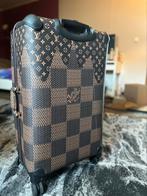 Louis Vuitton reistas, Handtassen en Accessoires, Tassen | Reistassen en Weekendtassen, Ophalen