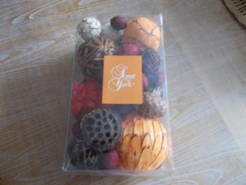 Ensemble de boules de décoration. beschikbaar voor biedingen