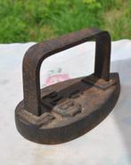 fer a repasser vintage en fonte PDB N6, Enlèvement ou Envoi