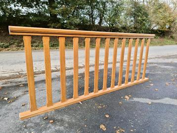 Beukenhouten balustradebarrière van 2,15 m beschikbaar voor biedingen