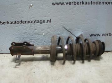 VEERPOOT RECHTS VOOR Opel Astra J (PC6 / PD6 / PE6 / PF6) beschikbaar voor biedingen