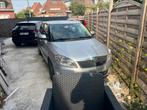 Skoda Fabia, Auto's, Voorwielaandrijving, Stof, 4 cilinders, Parkeersensor