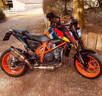 KTM 690 DUKE R Contrôle technique OK beschikbaar voor biedingen