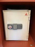 Diplomat 530en 530 brandwerend kluis brandkast, Huis en Inrichting, Brandblussers en Brandkasten, Ophalen, Zo goed als nieuw