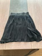 Jupe noire plissée Kaporal XS, Vêtements | Femmes, Jupes, Porté