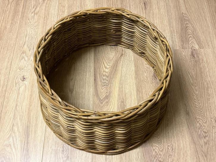 Rieten/Rotan kerstboommand, Diversen, Kerst, Gebruikt, Ophalen