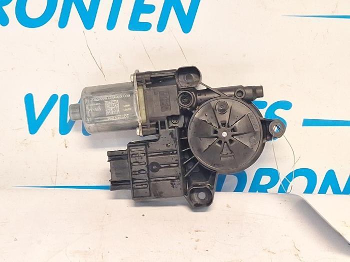 Raammotor Portier van een Volkswagen Polo, Auto-onderdelen, Carrosserie, Volkswagen, Gebruikt, 3 maanden garantie, Ophalen of Verzenden