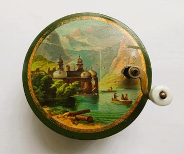 Boîte à musique ancienne décorative de l'époque victorienne, Enlèvement ou Envoi