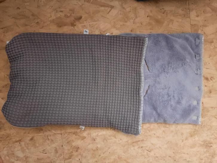 Koeka voetenzak wafel teddy oslo - 3-puntsgordel - grijs, Kinderen en Baby's, Dekens, Slaapzakjes en Inbakerproducten, Zo goed als nieuw