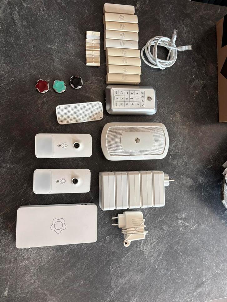 Alarme verisure complete faire offre, Doe-het-zelf en Bouw, Alarmsystemen, Zo goed als nieuw, Ophalen