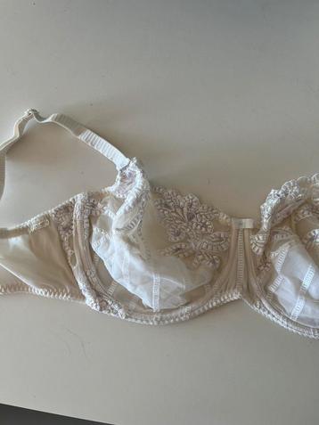 BH Marie Jo EU 85E FR 100E licht paarse accenten beschikbaar voor biedingen